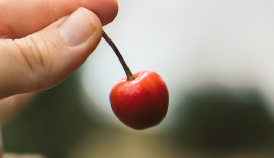 How to Pick The Perfect Red Cherries You'll Love