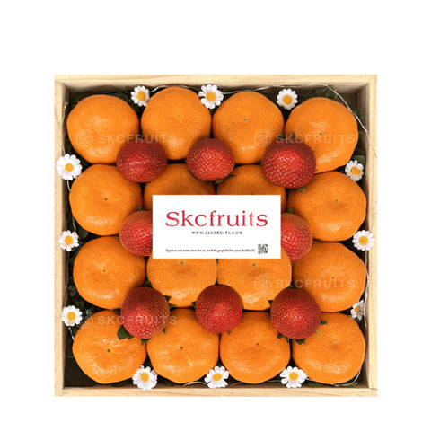 Japanese Mikan Strawberries Berry Gift Box