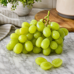 USA Air Chief grapes with pale green seedless berries