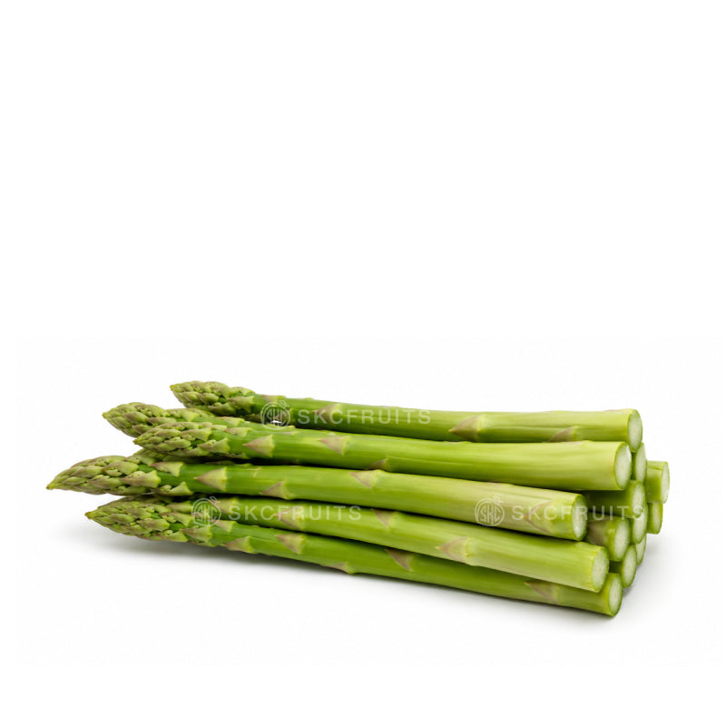 Asparagus in Chinese known as 芦笋 for fresh vegetable cooking