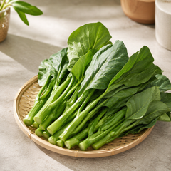 Chinese broccoli 芥蓝 with juicy kai lan stem for cooking