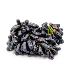 Fruitico long black grapes with elongated dark berries

