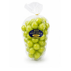 Japanese Okayama Shine Muscat Green Grapes
