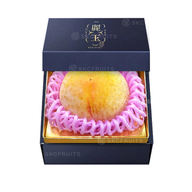 Japanese Reigyoku Shinano Pearl Plum Gift Box from Japan Reigyoku Plum 麗玉 in luxury 1-piece Japanese fruit gift box