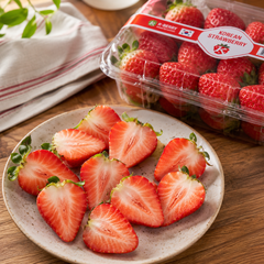 K-BERRY Korean strawberries served with cut strawberries for desserts