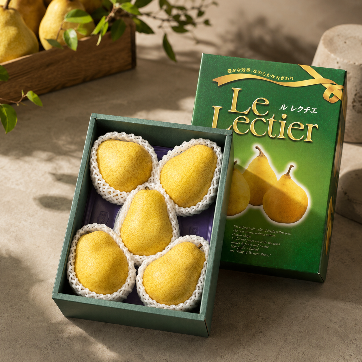 Le Lectier pear gift box for fresh eating and elegant gifting