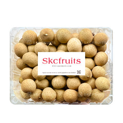 Longan fruit from Thailand with sweet juicy translucent flesh