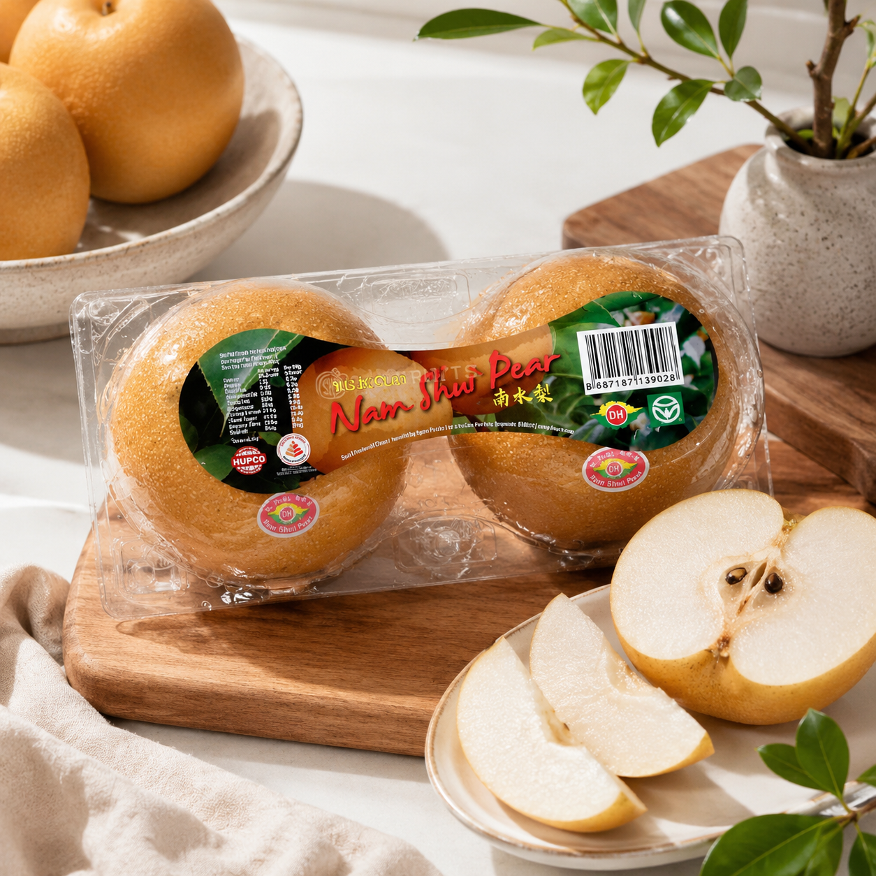 Nan Shui Pear packed in tray for fresh eating and sharing