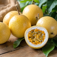 Passion fruit juice and passion fruit drink made with fresh Thai passion fruit