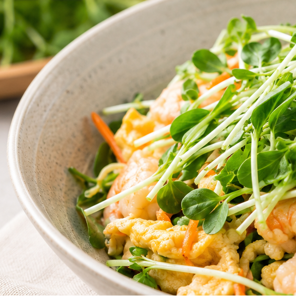 Pea tendrils and pea shoots for garlic stir-fry salads noodles and hotpot