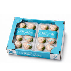 Rare Pearl White strawberry with white skin and red seeds