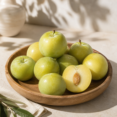 Plum October Sun suitable for fresh snacking and fruit platters