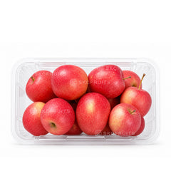 Refreshing strawberry apples with delicate floral flavour

