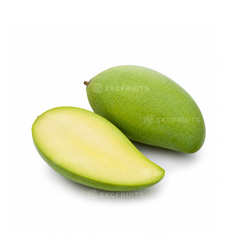 Thai Green Mango from Thailand for salad and dipping