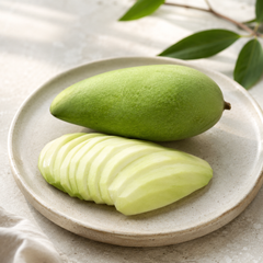 unripe mango used for Thai salad snacks and savoury dishes