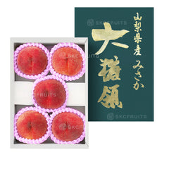 Yamanashi Daitouryo Grade Japanese Peach in premium gift box